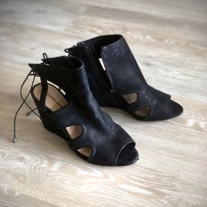 Gianni Bini Black Laceup Suede Wedge Sandals